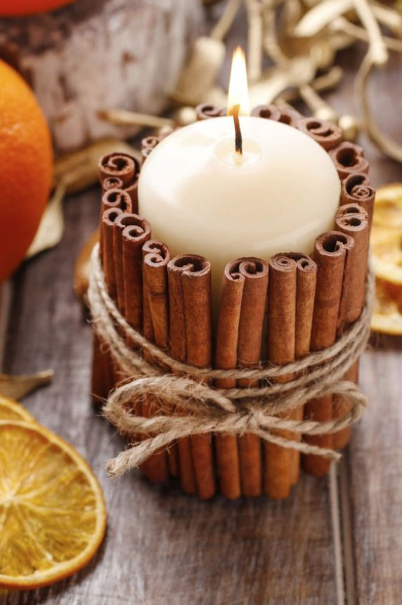DYI Fall Decorations - Cinnamon Sticks Candle