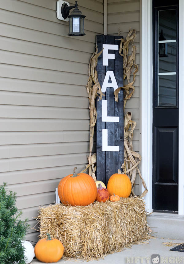 DYI Fall Decoration - Wood Autumn sign Porch